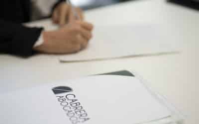 Sentencia ganada en reclamación de comisiones bancarias